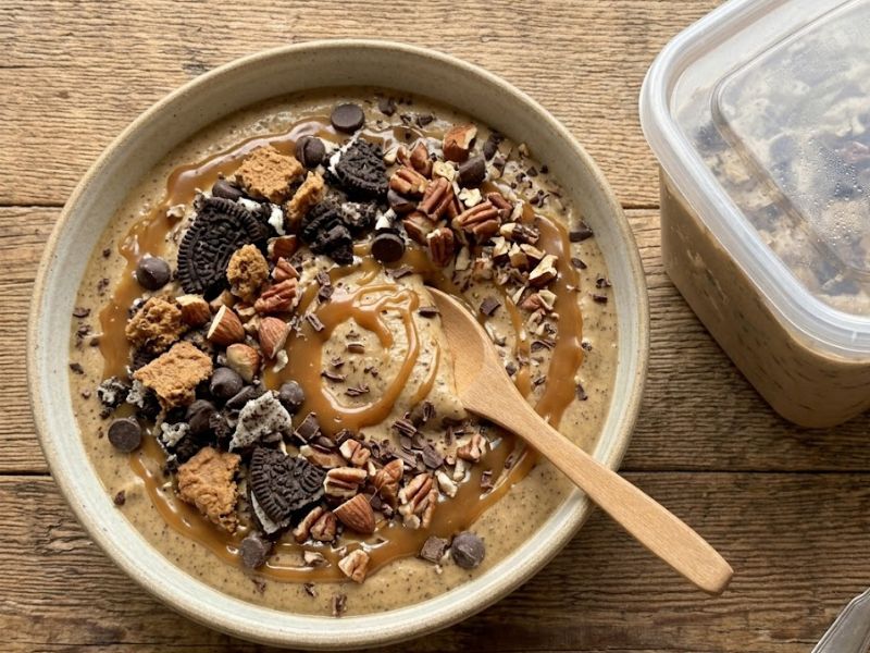 coffee ice cream with toppings